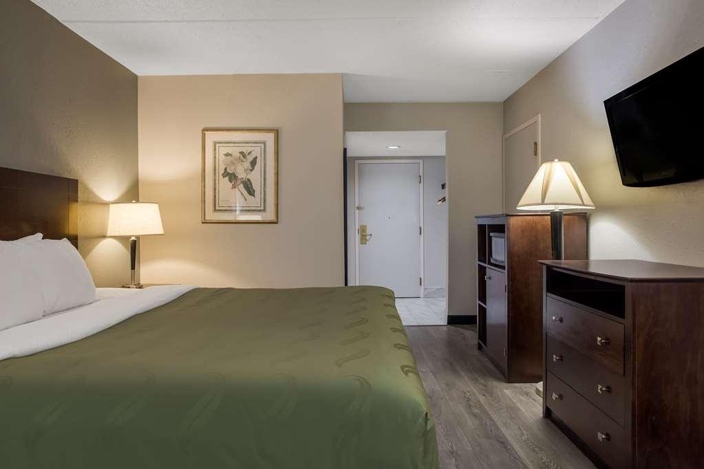Quality Inn Toledo Quarto foto